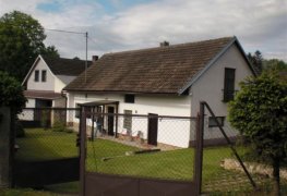 Lomec, provedení dodatečné hydroizolace rekreačního objektu metodou chemické injektáže.