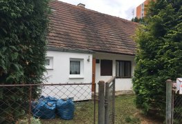 Plzeň, odvlhčení zdiva rodinného domu bezdrátovou elektroosmózou.