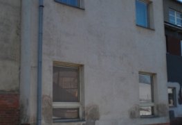 Dolní Branná, odstranění vlhkosti zdiva z komerčního objektu s využitím bezdrátové elektroosmózy.