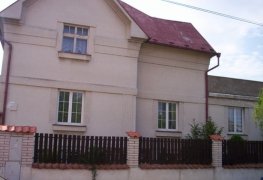 Praha 4, odvlhčení sklepa rodinného domu pomocí technologie bezdrátové elektroosmózy.