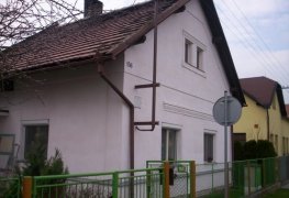 Nemošice, snížení vlhkosti rodinného domu bezdrátovou elektroosmózou.